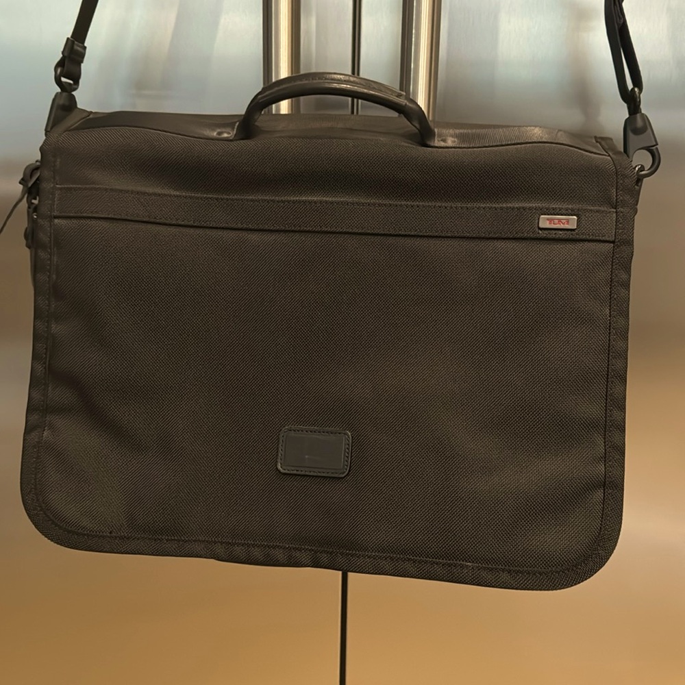 Tumi canvas briefcase laptop messenger bag EUC, never used.